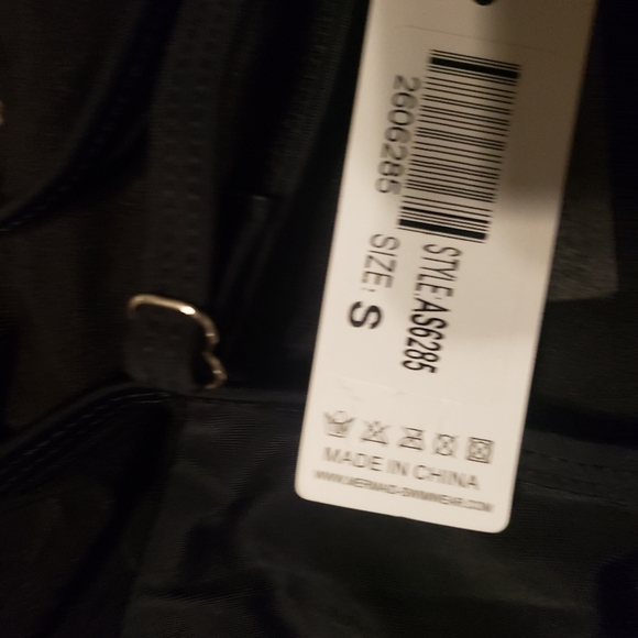 Sexy one piece swimsuit - Picture 7 of 12